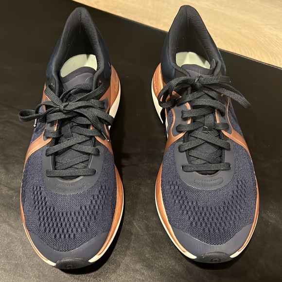 Chargefeel Low Women’s Workout Shoe - Picture 10 of 15